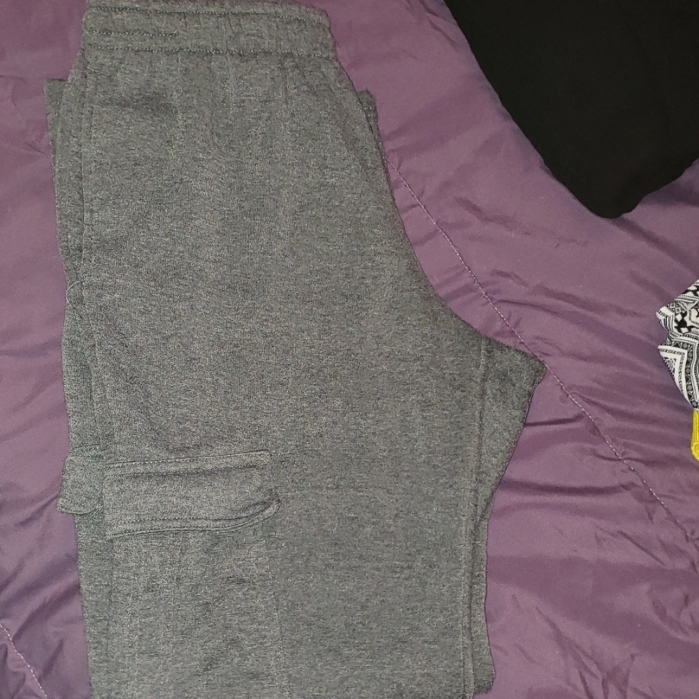 Size M Zone Pro Sweat Pants